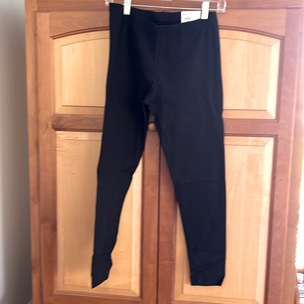 SO Girls black leggings.